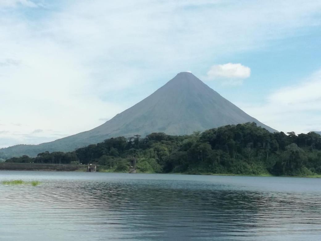 Casona Rustica & Bungalow La Fortuna Bagian luar foto