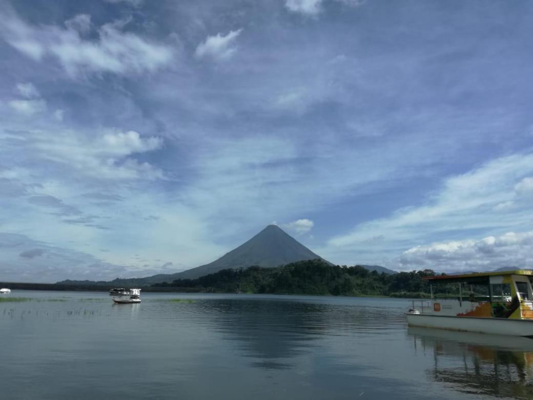 Casona Rustica & Bungalow La Fortuna Bagian luar foto